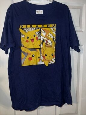 Pokemon men’s graphic pikachu tshirt size large
